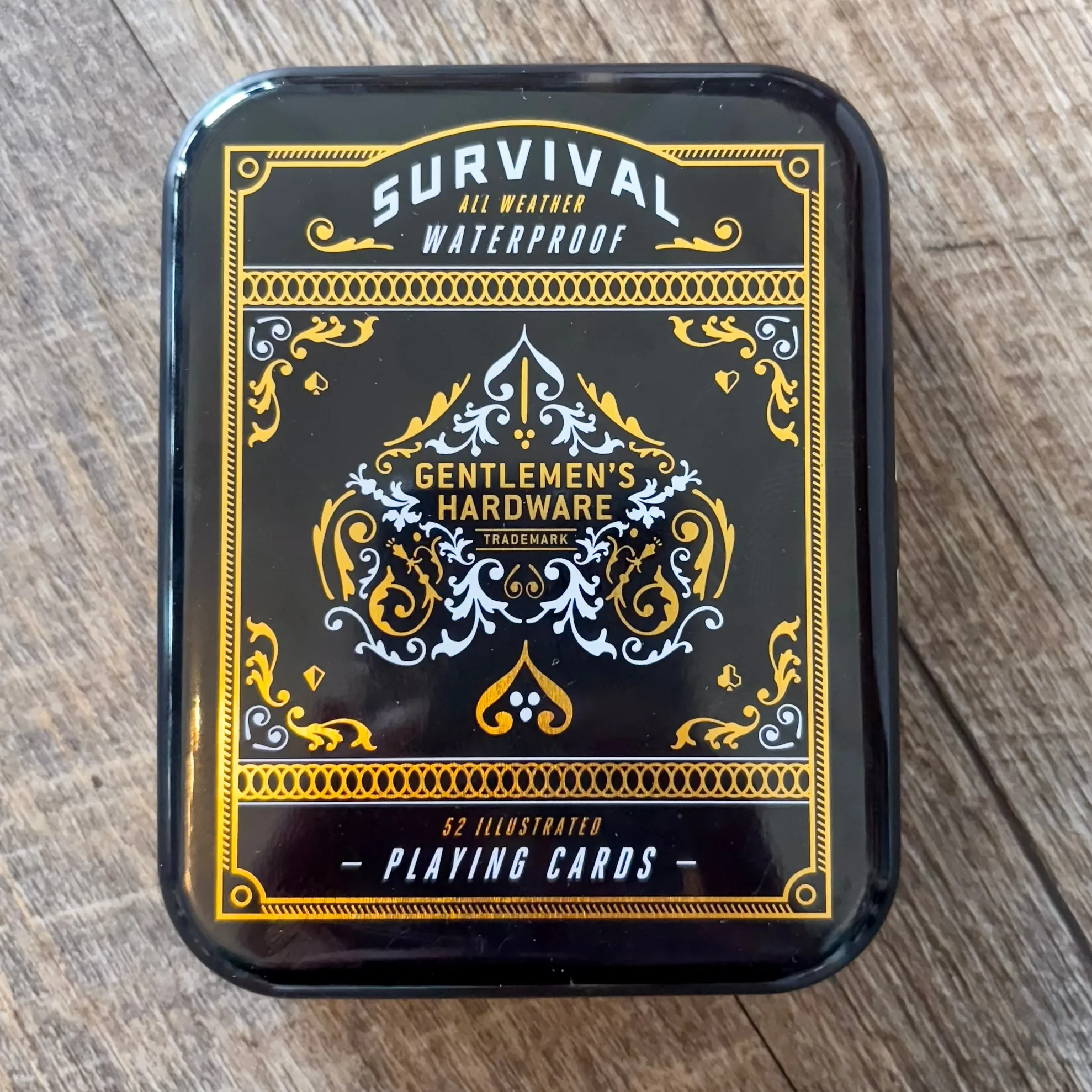 Gentlemens Hardware - Survival Playing Cards in Tin