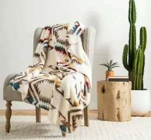 Western Aztec - Pendleton Blankets 50" X 70" Sherpa Blankets